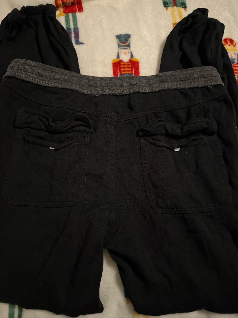 Roxy Black Y2K baggy soft pants with Gray Knit Waistband - Picture 4 of 6